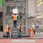 [影音] 纽约Apple全新旗舰店？街头恶作剧找来假员工卖iPhone X