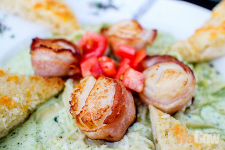 Seared Bacon Wrapped Sea Scallops 6