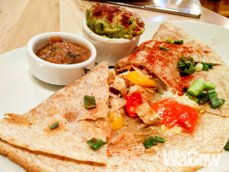 Grilled Pepper Quesadilla with Chicken   2