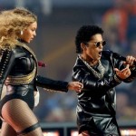 Super Bowl 50 中场秀重温　Beyoncé﹑Bruno Mars 表演嗨翻全场！