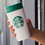 6月22日起  Starbucks 将再次允许顾客使用自带杯来装饮品 (6/22~)