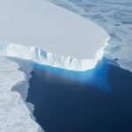 南极末日冰川销融快于预期 恐使海平面升逾1公尺危及4成地球人口