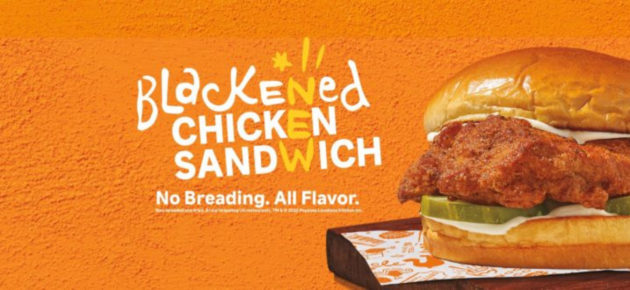 欢迎同行继续来抄！Popeyes 重燃炸鸡堡之战  全新推出 Blackened Chicken Sandwich