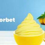 Yogurtland 上架全新 Lemon Sorbet 柠檬雪葩口味雪糕，还有线上专供的 Strawberry Lemonade Cup 草莓柠檬杯