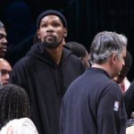NBA 巨星 Kevin Durant 交易至 Phoenix 拼总冠军   Brooklyn Nets 三巨头时代落幕