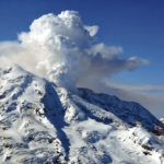 蠢蠢欲動?!阿拉斯加鄰近的火山即將爆發⛰️