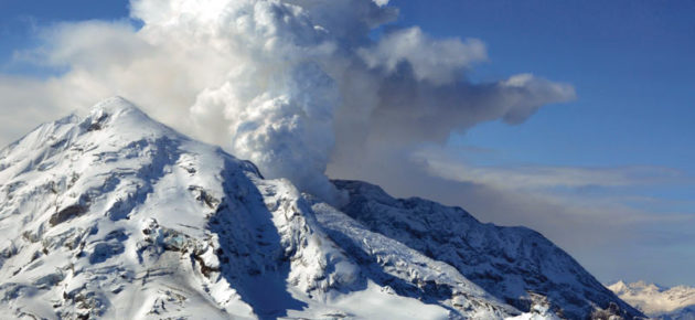 蠢蠢欲動?!阿拉斯加鄰近的火山即將爆發⛰️