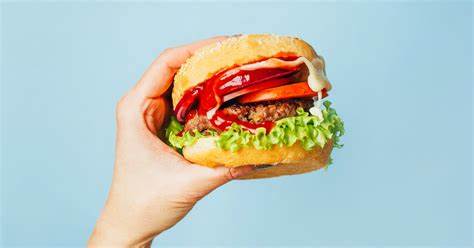 國家漢堡日🍔各店家推出超值優惠餐點還有買一送一唷~