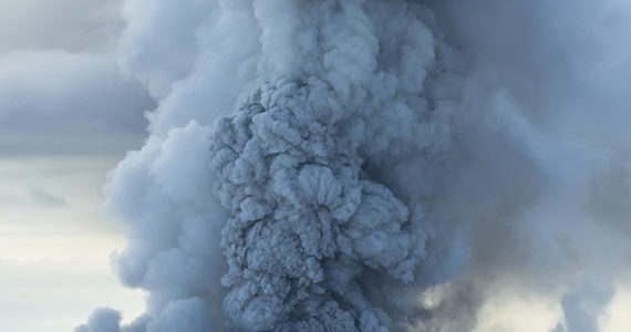 在大規模地震後🌋俄羅斯火山百年出現首次噴發